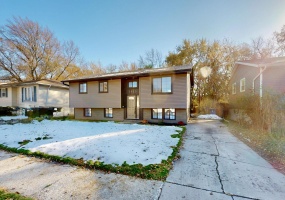 1033 51st Place, Gary, Indiana, 4 Bedrooms Bedrooms, 7 Rooms Rooms,3 BathroomsBathrooms,Residential Lease,For Sale,51st,NRA836945