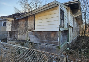 2456 Delaware Street, Gary, Indiana, 2 Bedrooms Bedrooms, 2 Rooms Rooms,1 BathroomBathrooms,Residential,For Sale,Delaware,NRA833480