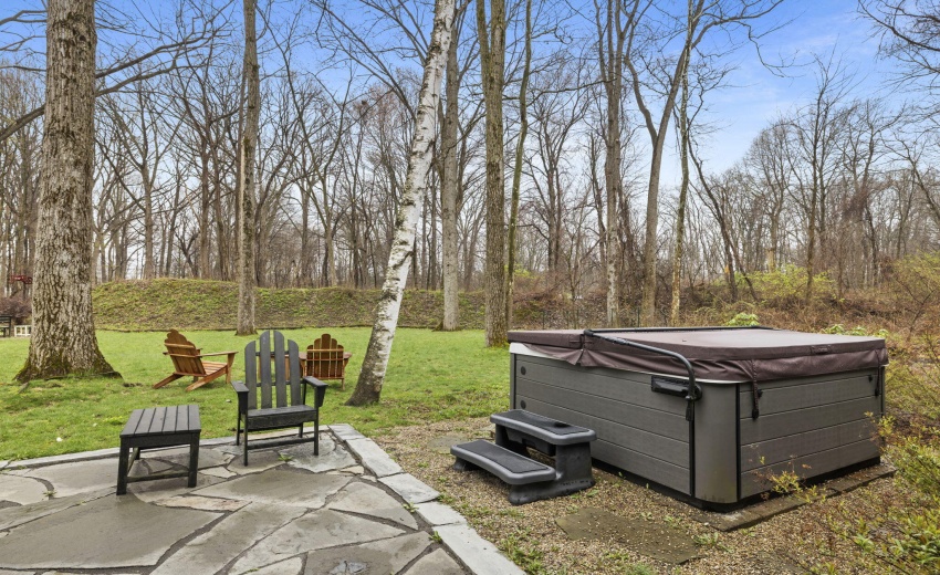 Back Yard Hot Tub area