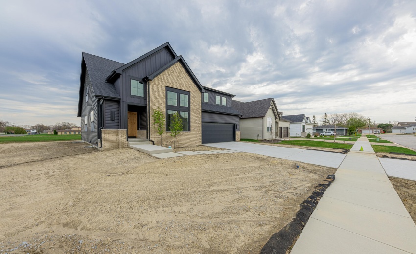 9523 Hook St (28 of 32)