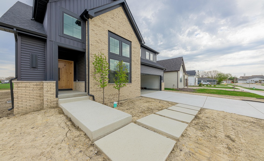 9523 Hook St (2 of 32)