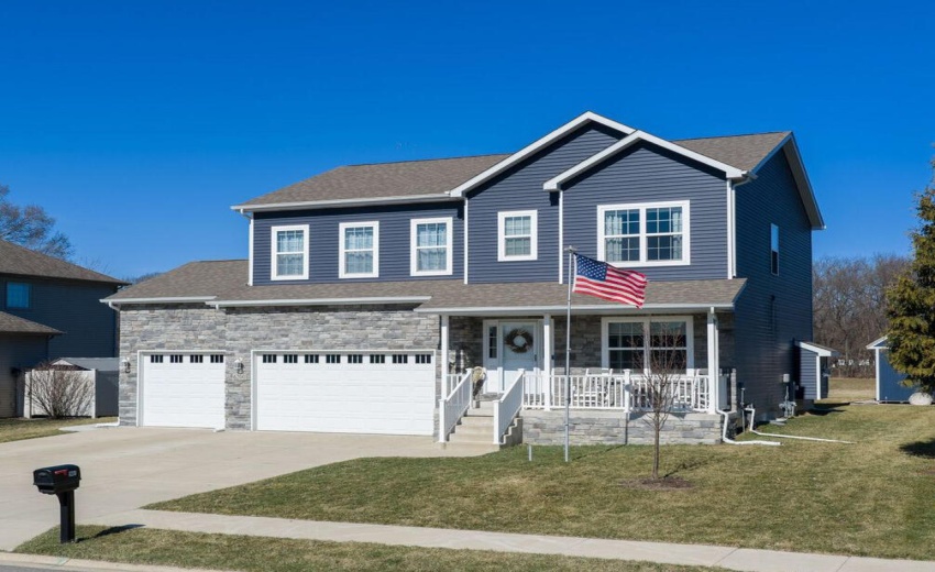 drone front  shed side view