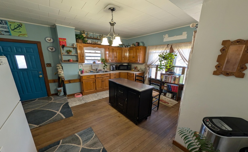 PXL_20260321_195343943