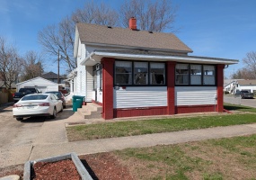 101 Clayton Street, La Porte, Indiana, 4 Bedrooms Bedrooms, 9 Rooms Rooms,2 BathroomsBathrooms,Residential,For Sale,Clayton,NRA836150