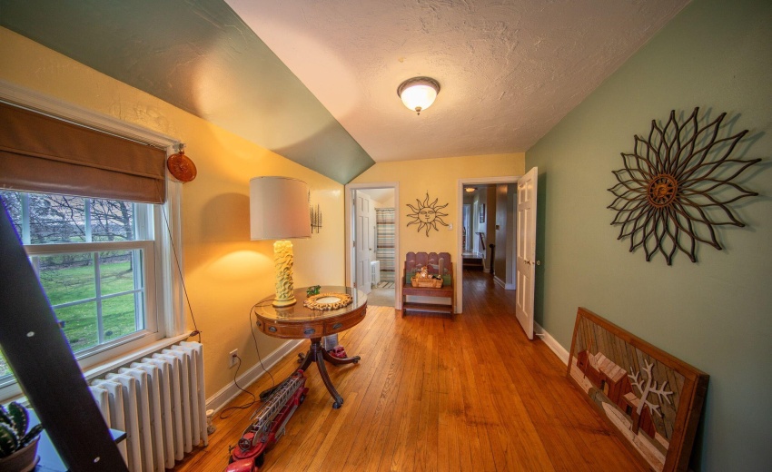 Bedroom 5 with full bath