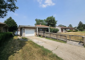 6914 Baring Avenue, Hammond, Indiana, 3 Bedrooms Bedrooms, 8 Rooms Rooms,1 BathroomBathrooms,Residential,For Sale,Baring,NRA824350