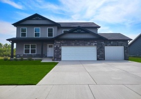 5061 Richard Drive, Lowell, Indiana, 5 Bedrooms Bedrooms, 9 Rooms Rooms,3 BathroomsBathrooms,Residential,For Sale,Richard,NRA837051