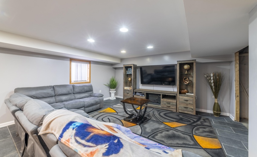 IFamilyTiconderoga0025