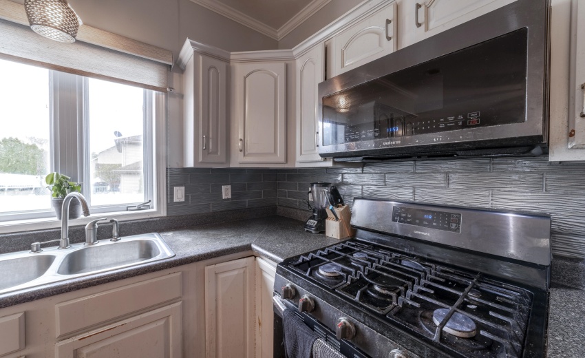 FKitchenTiconderoga0017