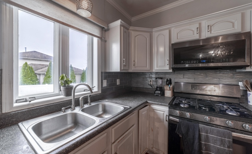 FKitchenTiconderoga0015