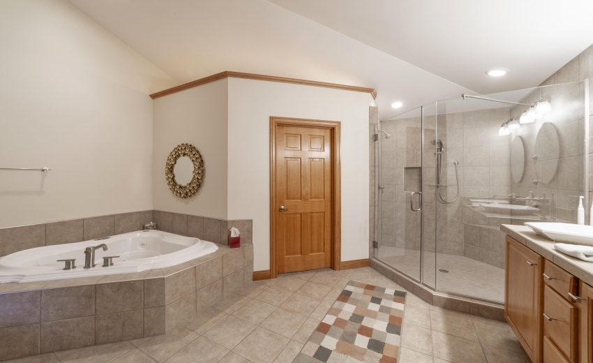 JPrimeBathMerlot0006