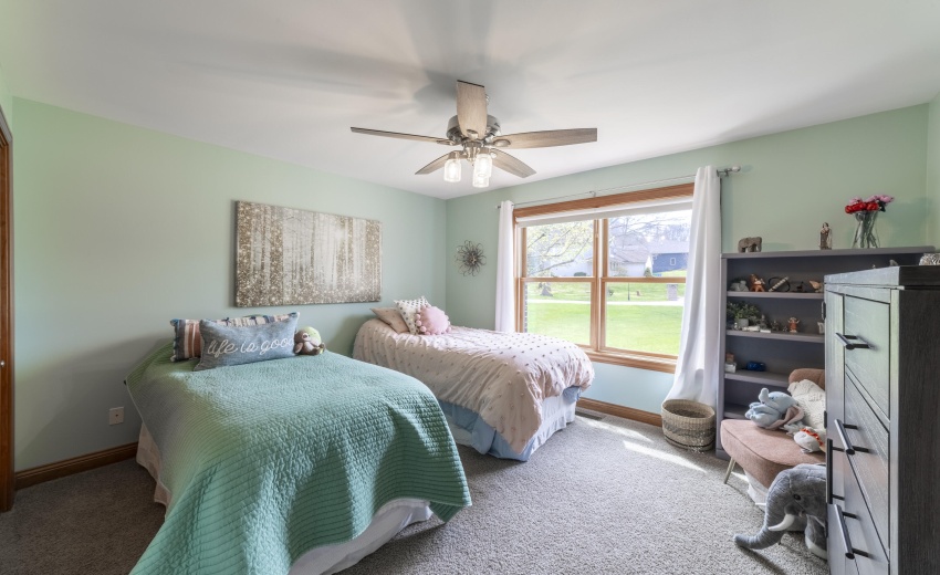 KSecondBedMerlot0015