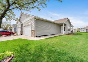 3884 Stadium Street, Portage, Indiana, 2 Bedrooms Bedrooms, 4 Rooms Rooms,2 BathroomsBathrooms,Residential,For Sale,Stadium,NRA837127