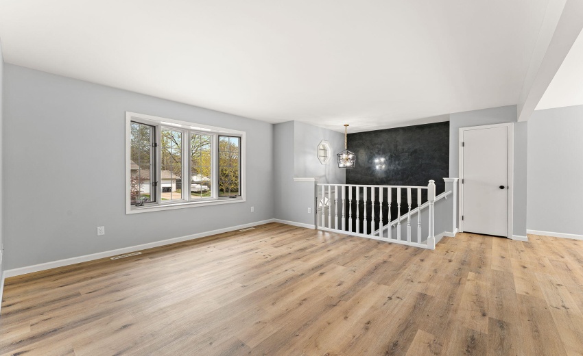 8-web-or-mls-DSC09266