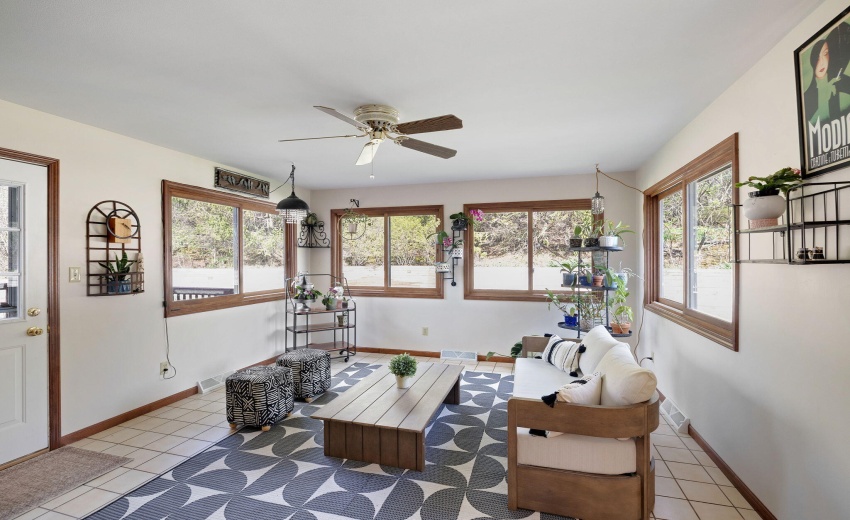 Gorgeous sunroom