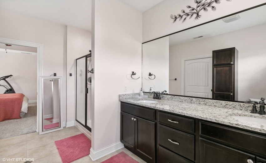 17_3008WinterGardenLane_2017_MRED_2000x1