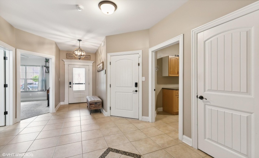 29_3008WinterGardenLane_2029_MRED_2000x1