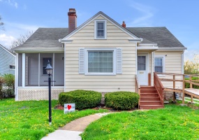 5770 Jackson Street, Merrillville, Indiana, 5 Bedrooms Bedrooms, 8 Rooms Rooms,2 BathroomsBathrooms,Residential,For Sale,Jackson,NRA837202