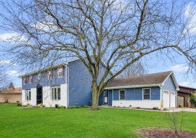 701 Trenton Street, Crown Point, Indiana, 5 Bedrooms Bedrooms, 15 Rooms Rooms,4 BathroomsBathrooms,Residential,For Sale,Trenton,NRA837200