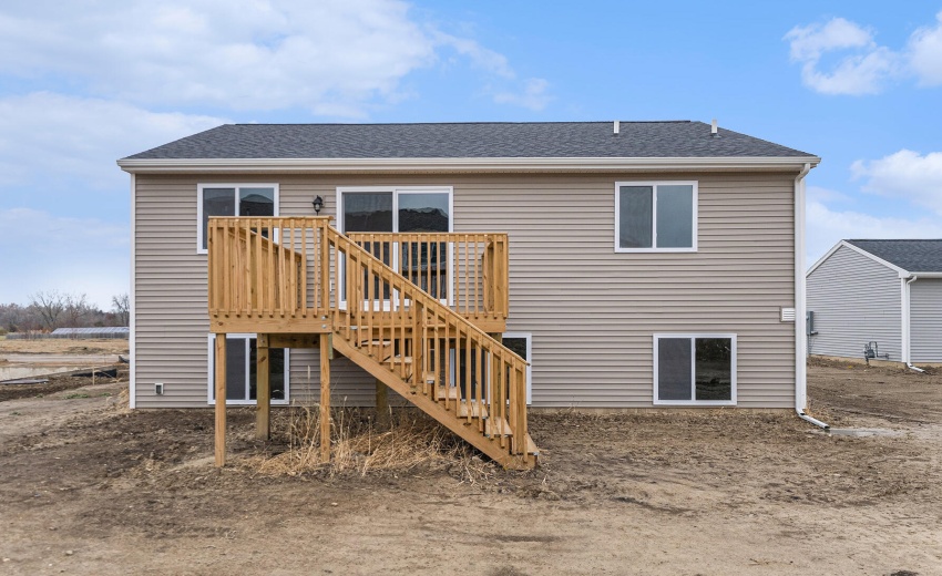 WLG017-i2060-Rear Elevation