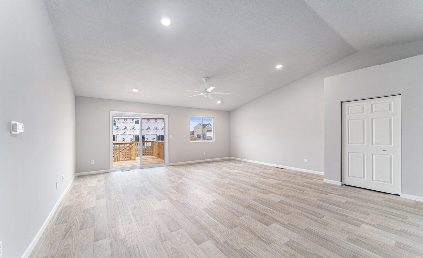 WLG017-i2060-Great Room1