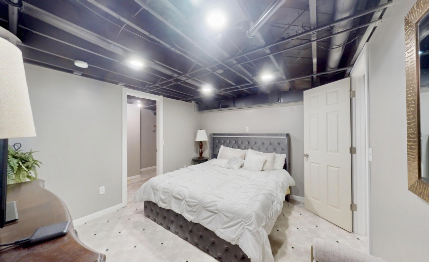 4650-Van-Buren-St-04162026_150121