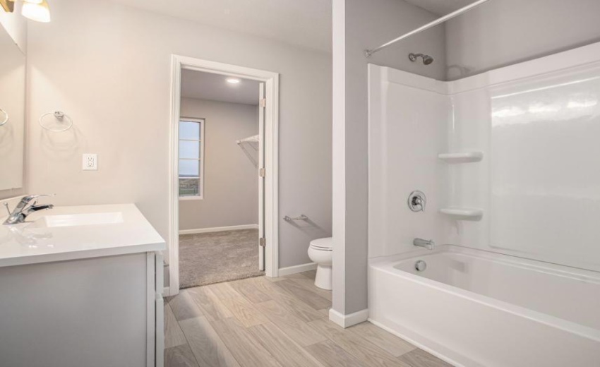 20FBC125-32F3-4E72-97CE-77F8CEB79361_1_2