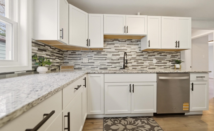 NEW Tiled Backsplash