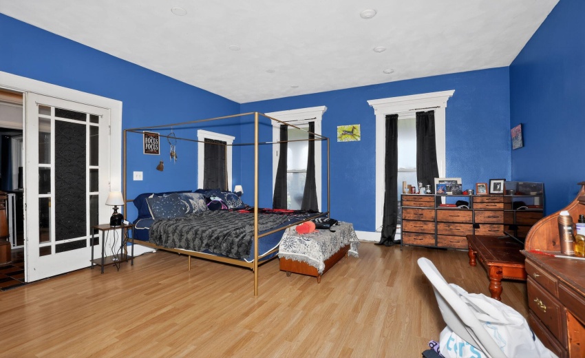 12_5271_IN-9_Greenfield_IN_46140_USA-Bed