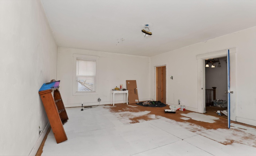 06_5271_IN-9_Greenfield_IN_46140_USA-Liv