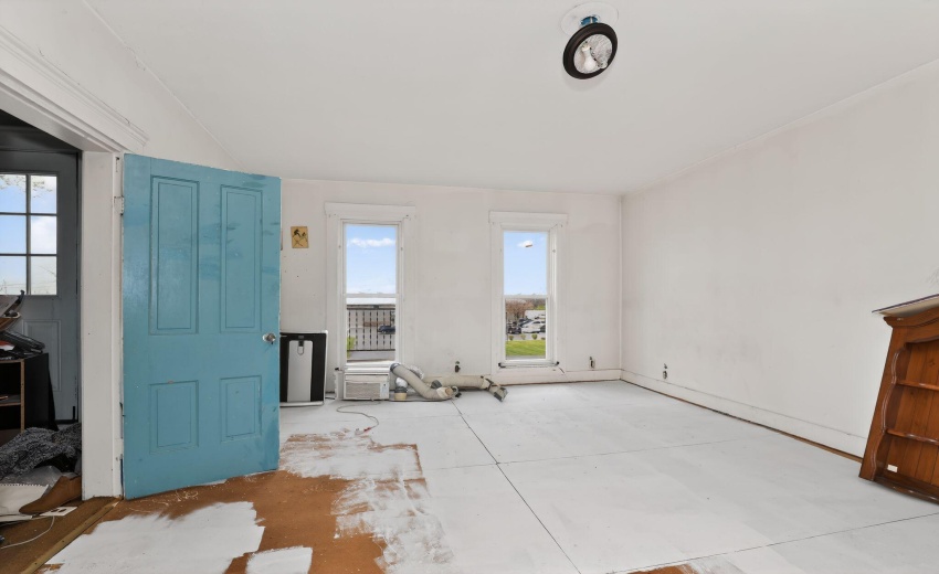 05_5271_IN-9_Greenfield_IN_46140_USA-Liv