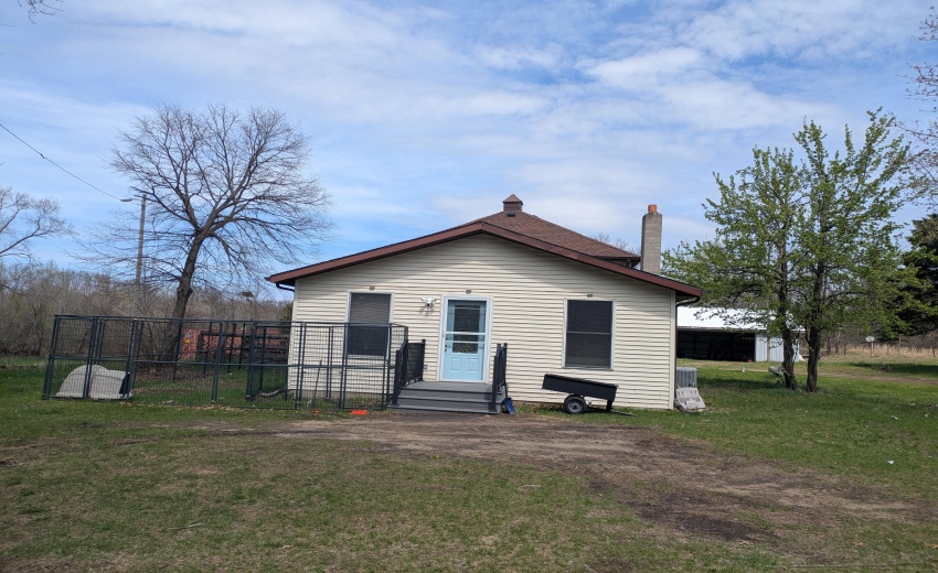 PXL_20260414_170956828