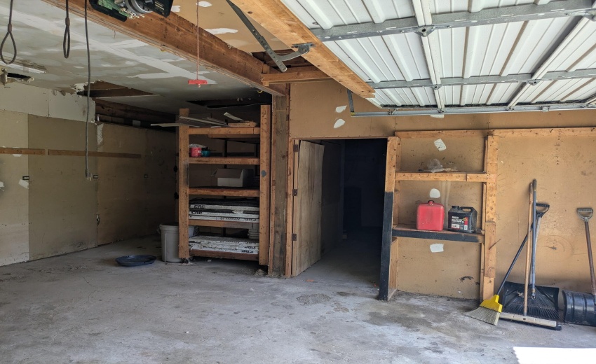 PXL_20260414_170638157