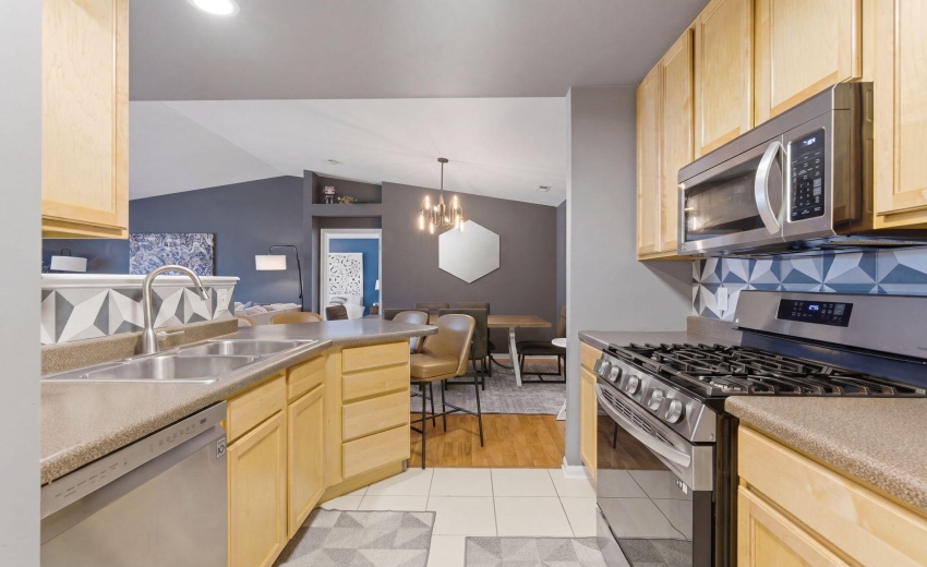 8-web-or-mls-DSC05183_reedit_c0d1f2fb