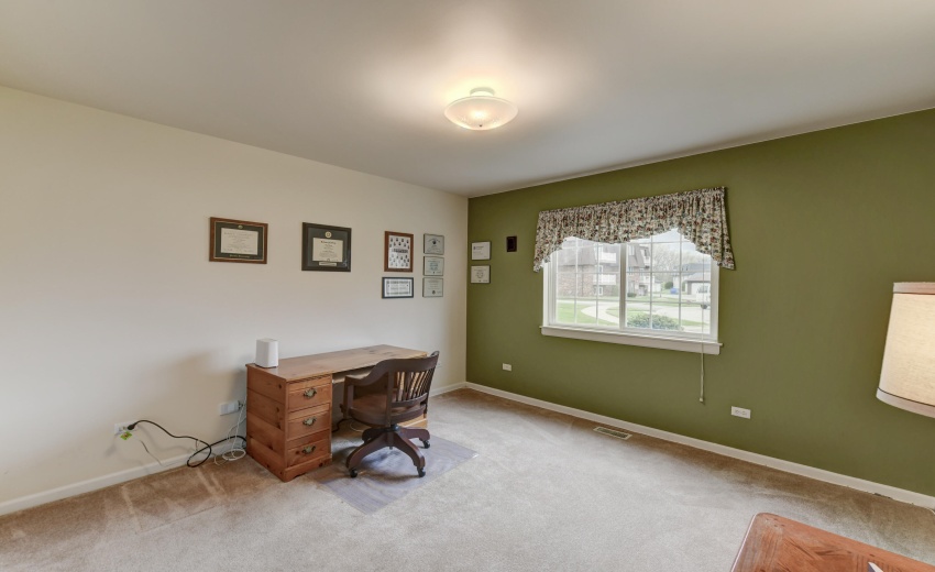 1315 Woodhollow Court-8