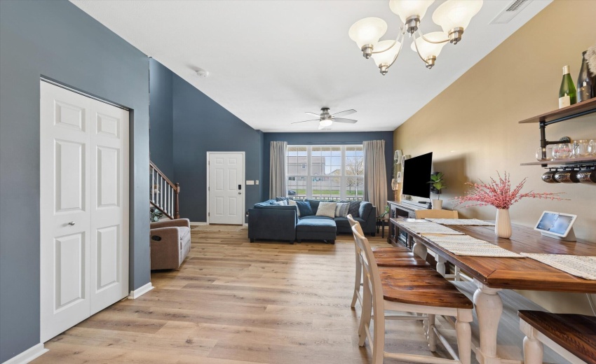 04-Living Room to Dining