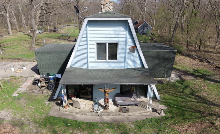 126A48E2-BD17-450E-9609-440362D6E116_com