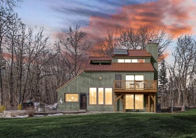 539 300, Valparaiso, Indiana, 3 Bedrooms Bedrooms, 7 Rooms Rooms,2 BathroomsBathrooms,Residential,For Sale,300,NRA837361