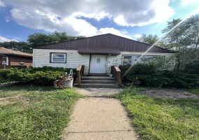 1121 19th Avenue, Gary, Indiana, 2 Bedrooms Bedrooms, 6 Rooms Rooms,1 BathroomBathrooms,Residential,For Sale,19th,NRA837368
