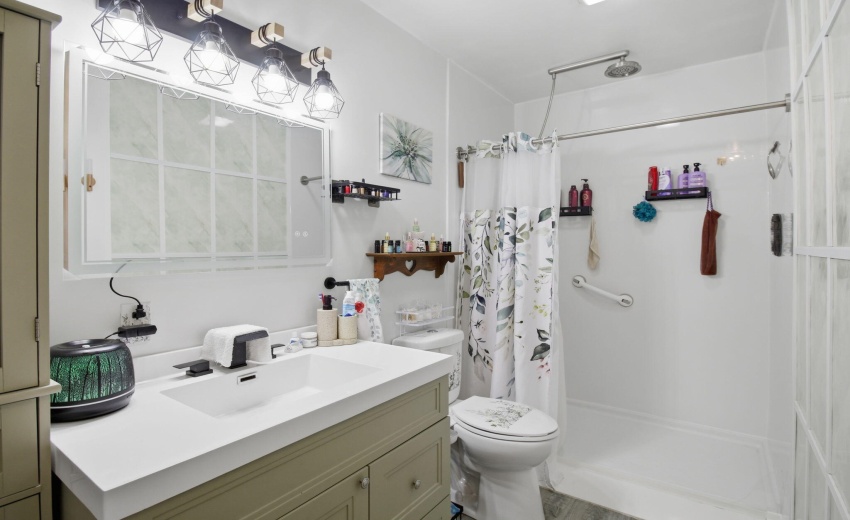 14-web-or-mls-img_0041 toni b. (sharon)