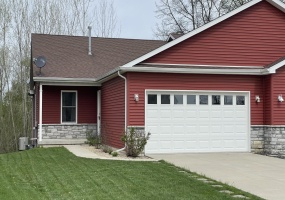 17302 Brookwood Drive, Lowell, Indiana, 2 Bedrooms Bedrooms, 5 Rooms Rooms,2 BathroomsBathrooms,Residential,For Sale,Brookwood,NRA837398