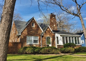 606 Hobart Street, Michigan City, Indiana, 4 Bedrooms Bedrooms, 10 Rooms Rooms,3 BathroomsBathrooms,Residential,For Sale,Hobart,NRA837400