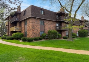 2003 45th Court, Highland, Indiana, 2 Bedrooms Bedrooms, 4 Rooms Rooms,2 BathroomsBathrooms,Residential Lease,For Sale,45th,NRA837417