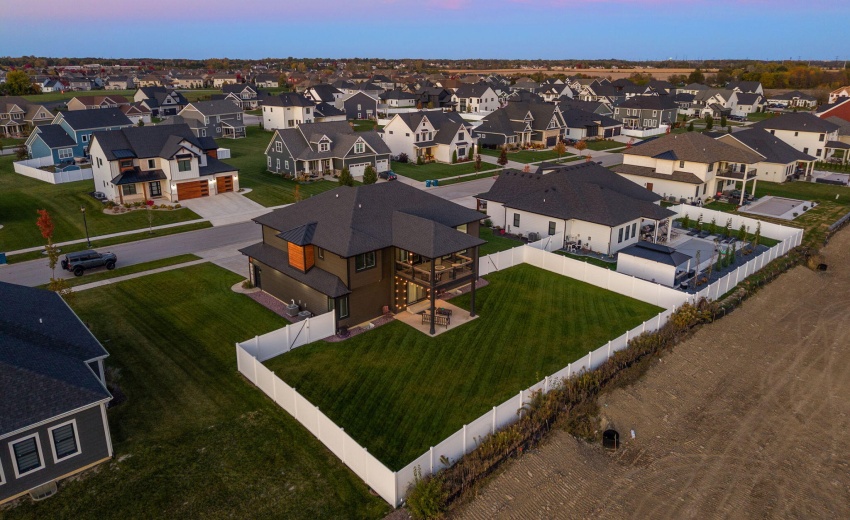 73-web-or-mls-DJI_20251027180020_0078_D