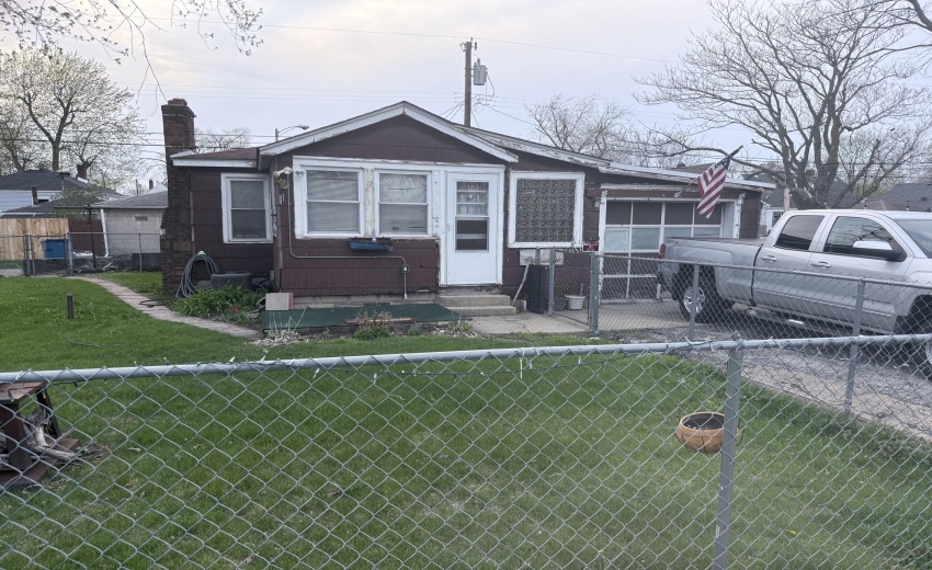 6640 Delaware Christina Perez photo