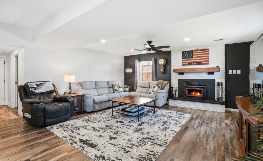 DSC03705_with_fire 2