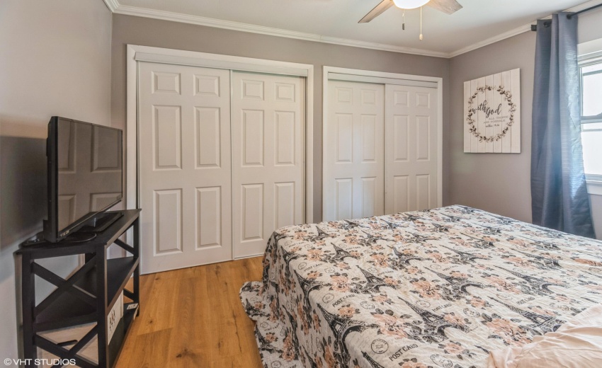 13_13861-Butternut-St_Bedroom_Print