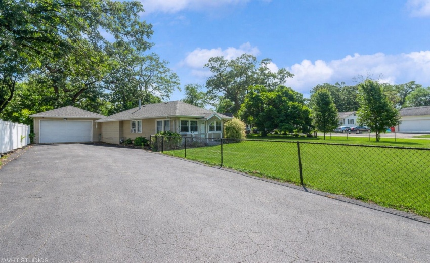 A5D07D9D-94E2-45B8-A362-4FD258C4113E