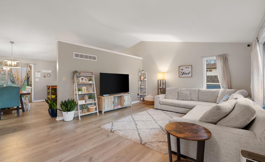 6-web-or-mls-DSC03074