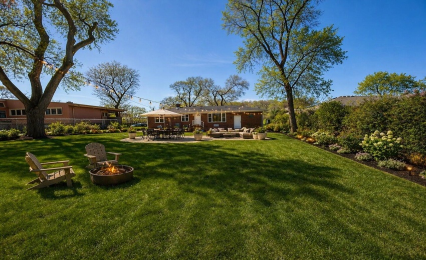 D71E5B80-0D9F-4EFB-A7DD-8D9911E682AE